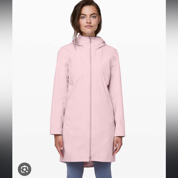 Lululemon rain rebel waterproof rain jacket. Size 8 - Picture 1 of 5